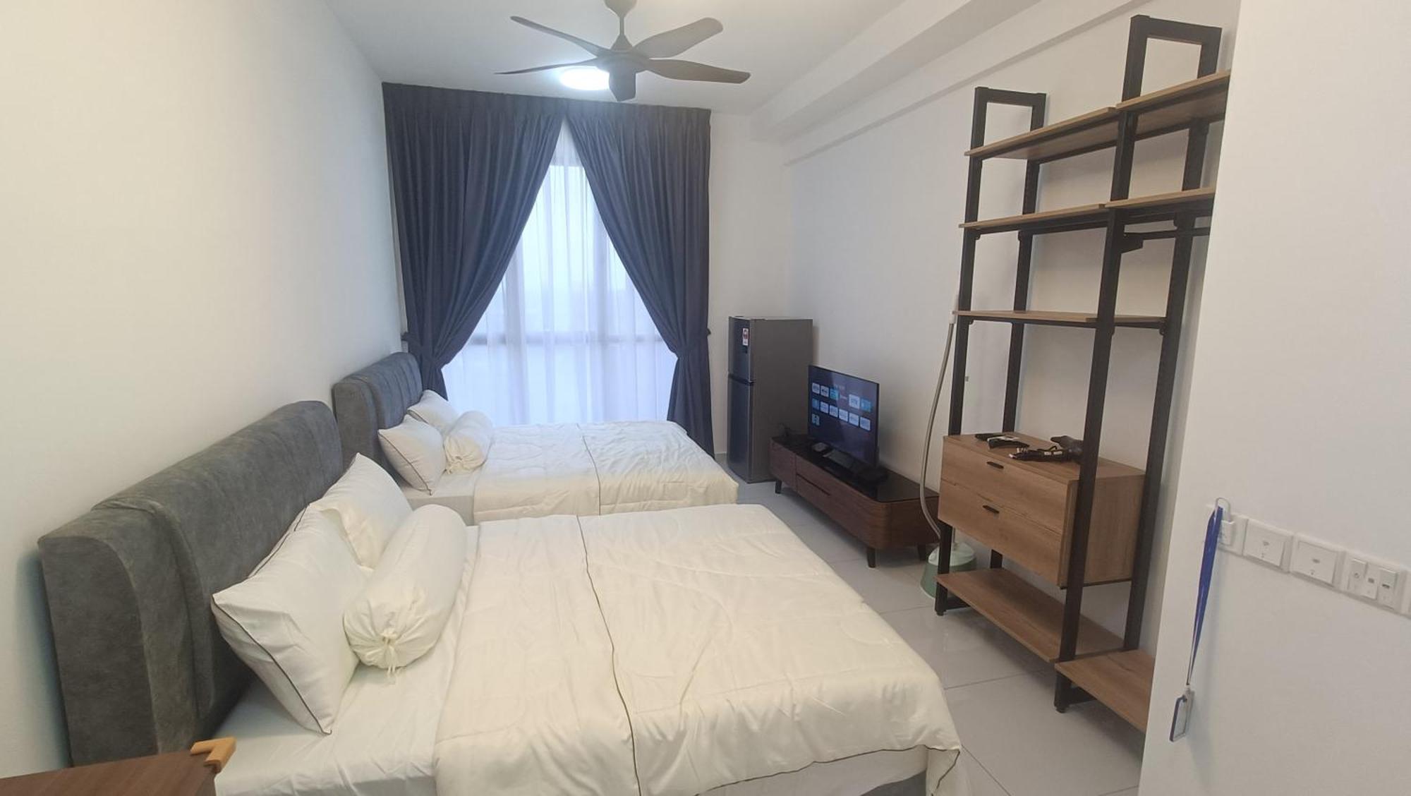 Appartamento Sky Trees 4 Guests High Floor Smart Tv Garden View A1801 Johor Bahru Esterno foto